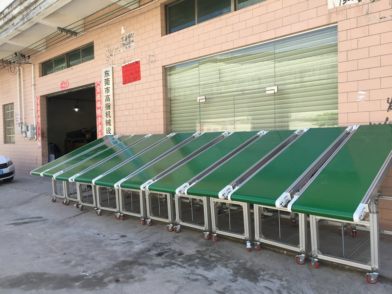 皮帶輸送機６